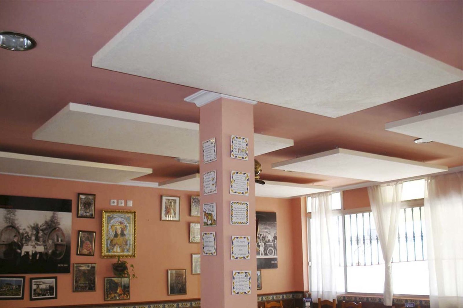 Preguntas Frecuentes - Paneles acústicos bares